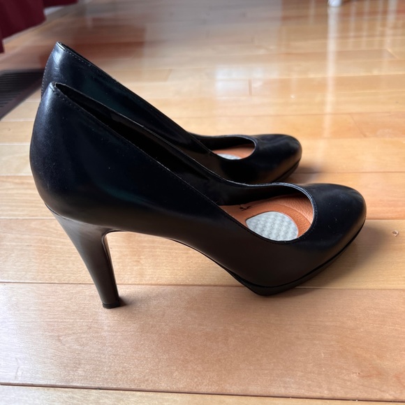 Franco Sarto black high heel shoes - Picture 2 of 4